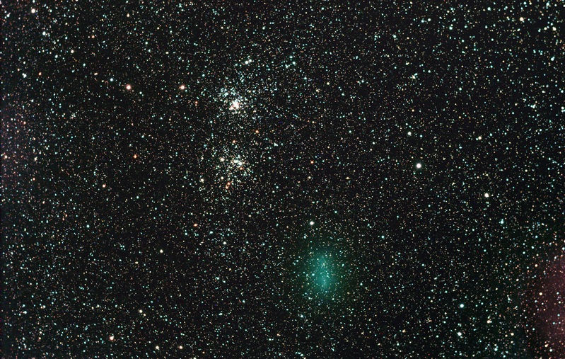 Perseus double cluster and Comet Hartley
24x300 from a very misty, wet DSC at Rother
Link-words: Messier