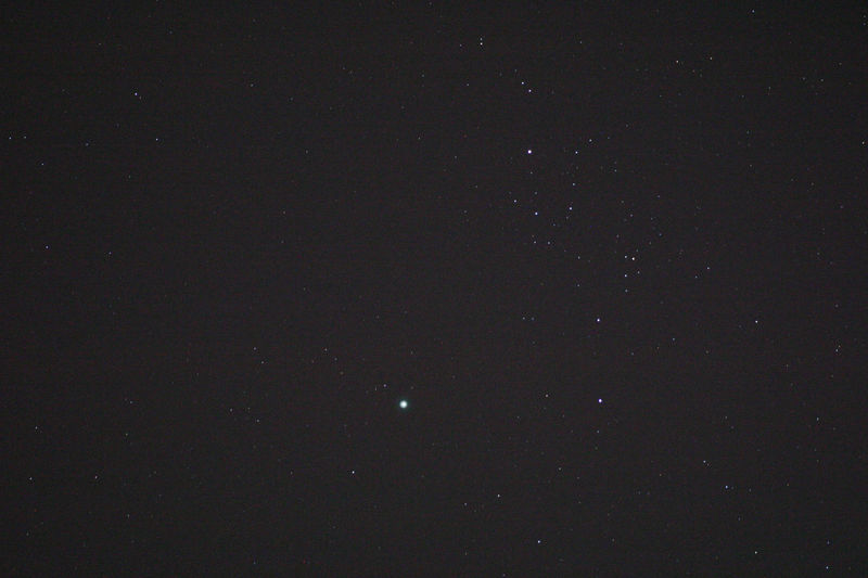 Comet Holmes 17P on 28/10/07
An un-guided photo of Perseus showing Comet Holmes 17P. The Moon was just past full.
Link-words: Comet