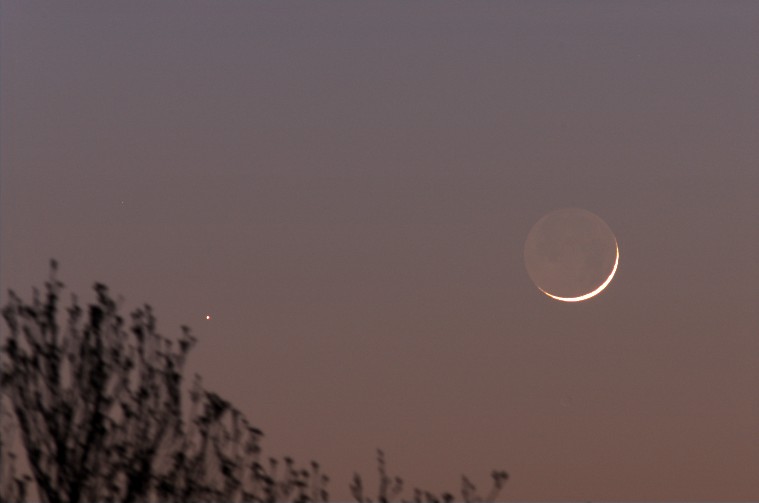 Moon and Mercury
Moon and Mercury from an O.A.S. public event at High Elms
Link-words: Moon Mercury