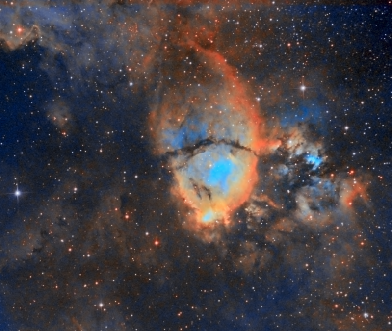 Fish Head nebula Part of the Heart Nebula
3 1/2 hours from Bortle 8

Was hoping to get a second night on this but it didn't work out.
10 x 900secs Ha
5 x 300secs binned both Oiii and Sii
Skywatcher 130PDS, Atik460EX
HEQ5
Link-words: CarolePope