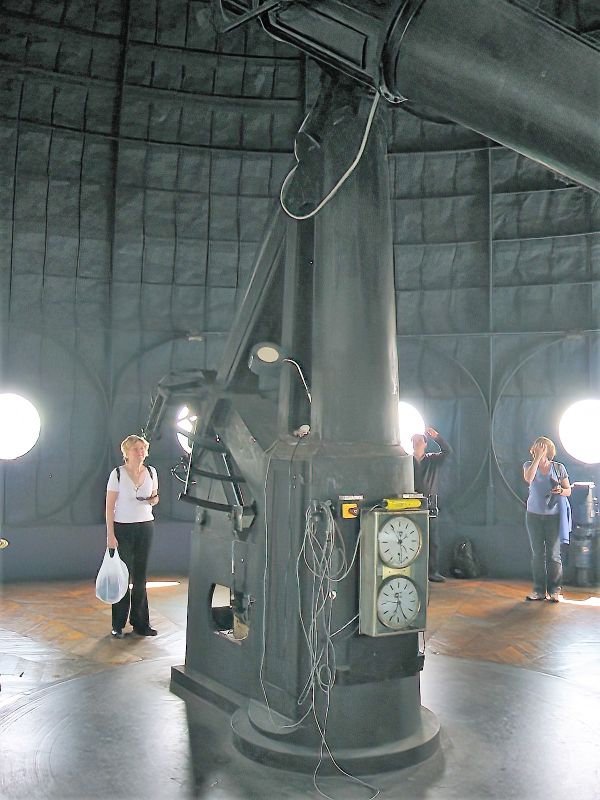 Paris Observatory Trip
Paris Observatory Trip
Main Observatory telescope.
13" refractor an imposing wooden telescope.  
Link-words: Paris2007 Observatory