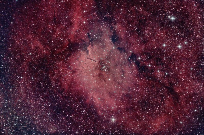 NGC 6820 in Vulpecula
NGC 6820 is a small reflection nebula near the open cluster NGC 6823 in Vulpecula. The reflection nebula and cluster are embedded in a large faint emission nebula called Sh 2-86. The whole area of nebulosity is often referred to as NGC 6820

7h20m  ASTAP, DarkTable F DF 90x300s G120 O4 T-15
Link-words: Duncan