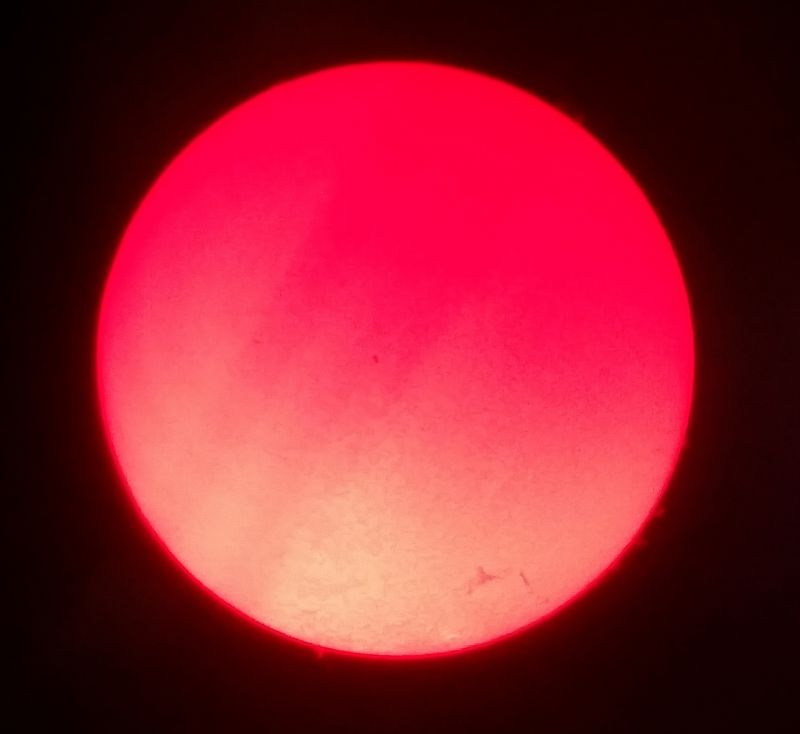 The Sun
Taken using the OAS Coronado and my Samsung Galaxy S5 smartphone camera. Prominences are a bit sharper than those I took the other day.
Link-words: Sun