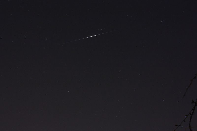 Iridium 41 'flare'
Iridium flare from Iridium 41 communications satellite.
Link-words: Satellite