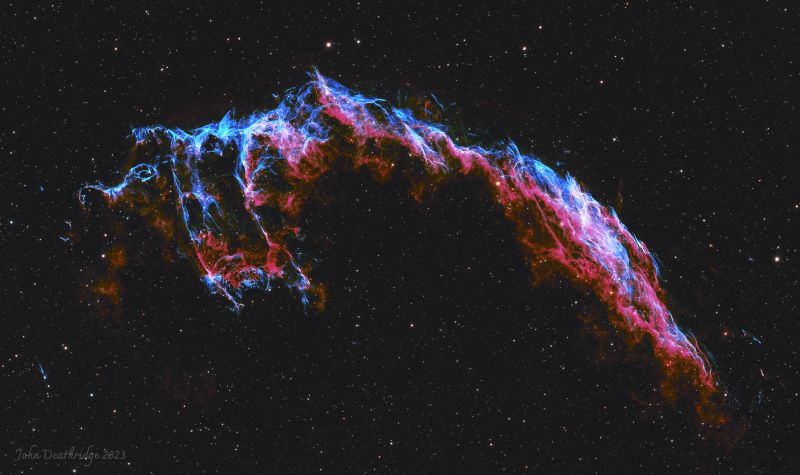 Eastern Veil Nebula NGC6992
HOO Image showing the Bat nebula within the Eastern Veil.
Link-words: Nebula